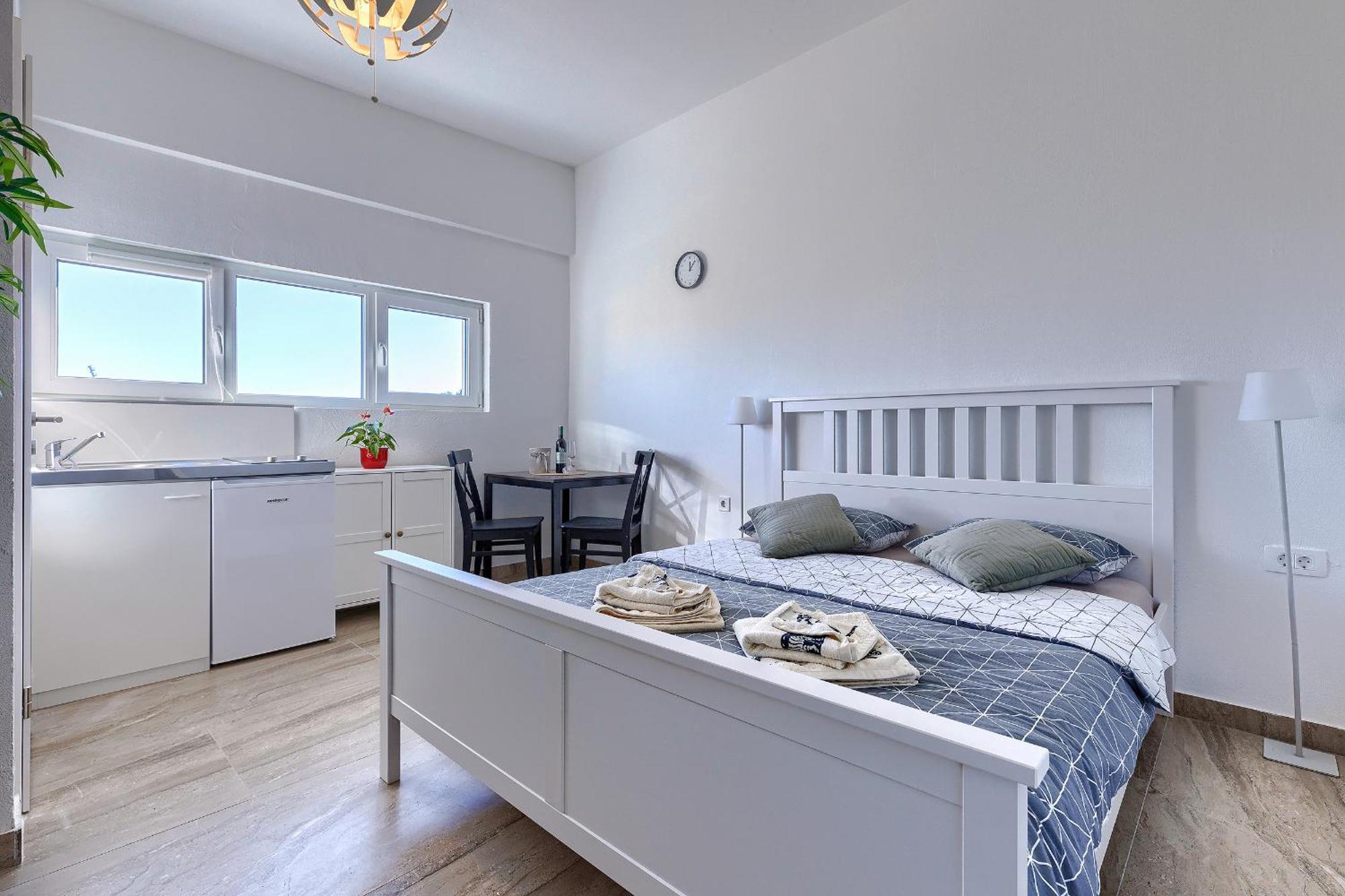 Monte Zaro Hostel Póla Kültér fotó